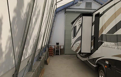 Miller_Britespan_Accent_interior_to_front_wall_Ashcroft_BC